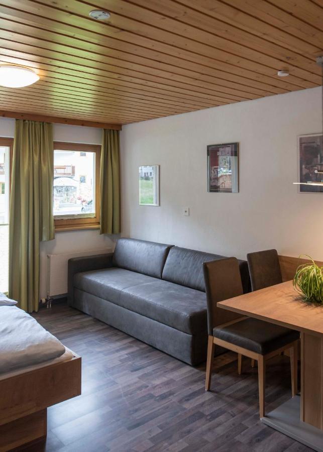 Apartment Madlaina 萨姆瑙恩 外观 照片